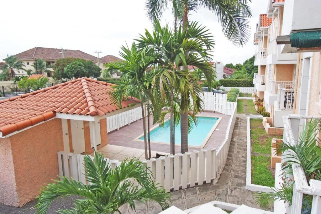 Finest Accommodation Marley Manor Apt # 513 Ground Floor 6 Marley Rd Kgn 6 Kingston Exterior photo