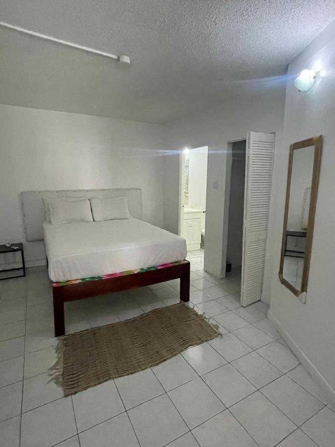 Finest Accommodation Marley Manor Apt # 513 Ground Floor 6 Marley Rd Kgn 6 Kingston Exterior photo